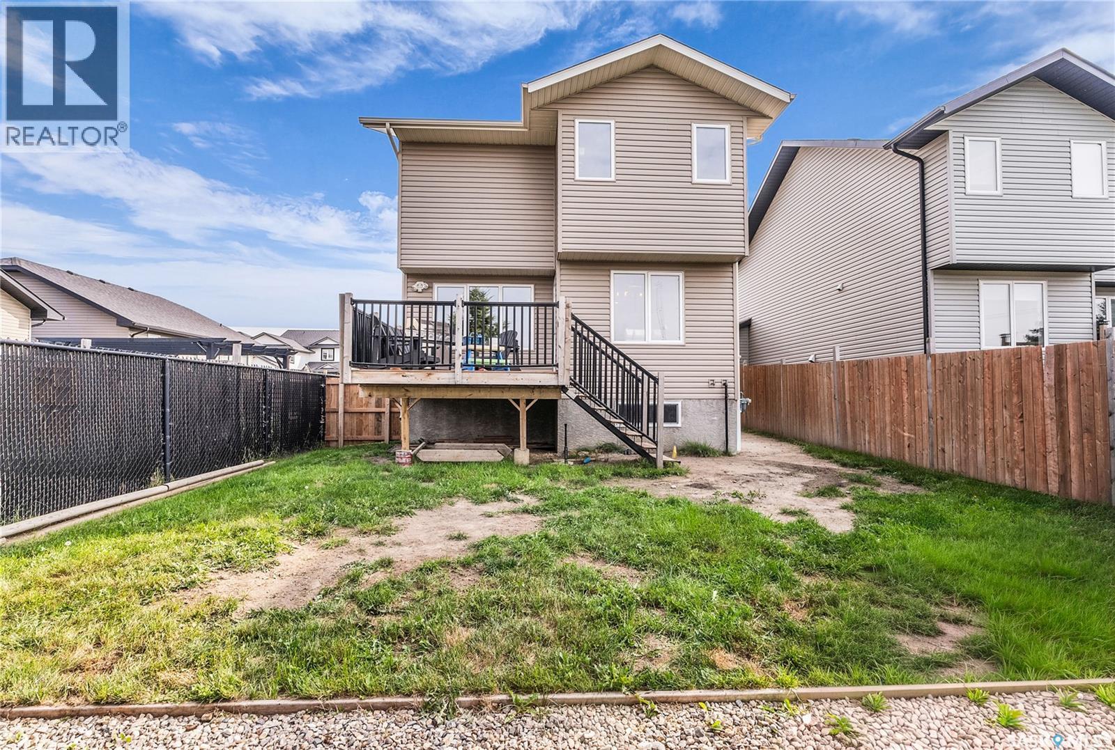 Photo 42 of 124 Parkview Cove, Osler SK