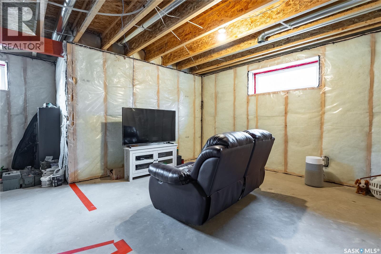 Photo 36 of 124 Parkview Cove, Osler SK