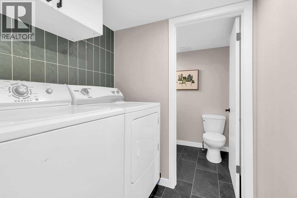 Photo 20 of 212 Cedarille Green Sw, Calgary AB