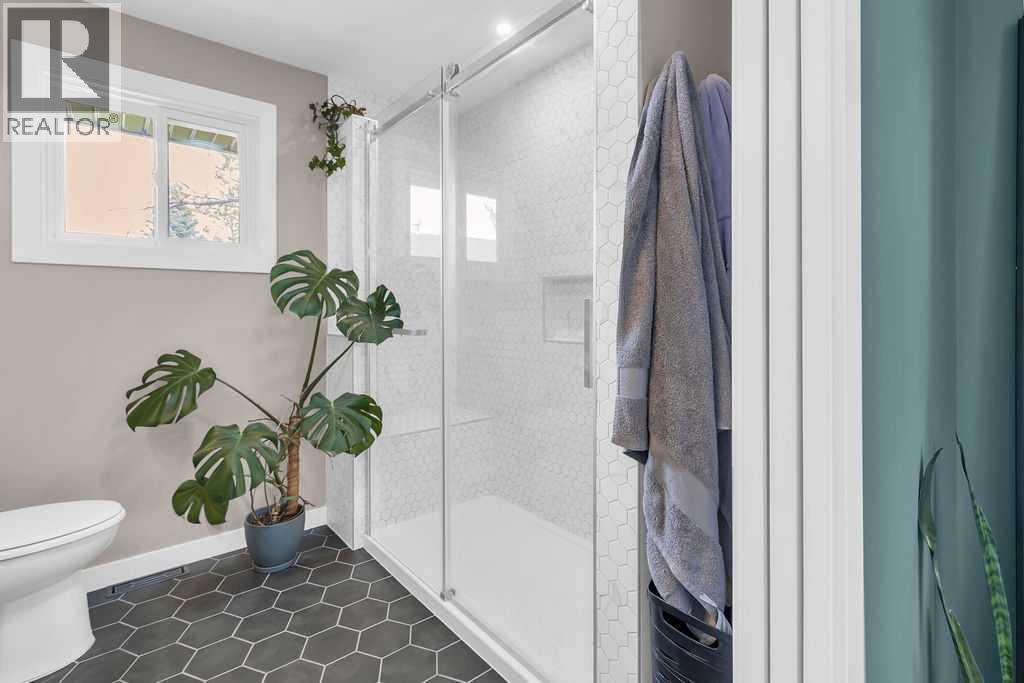 Photo 27 of 212 Cedarille Green Sw, Calgary AB