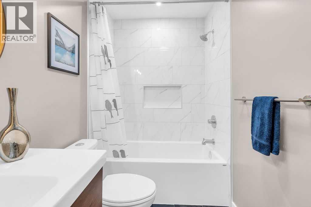 Photo 32 of 212 Cedarille Green Sw, Calgary AB