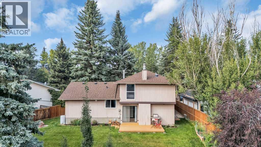 Photo 40 of 212 Cedarille Green Sw, Calgary AB