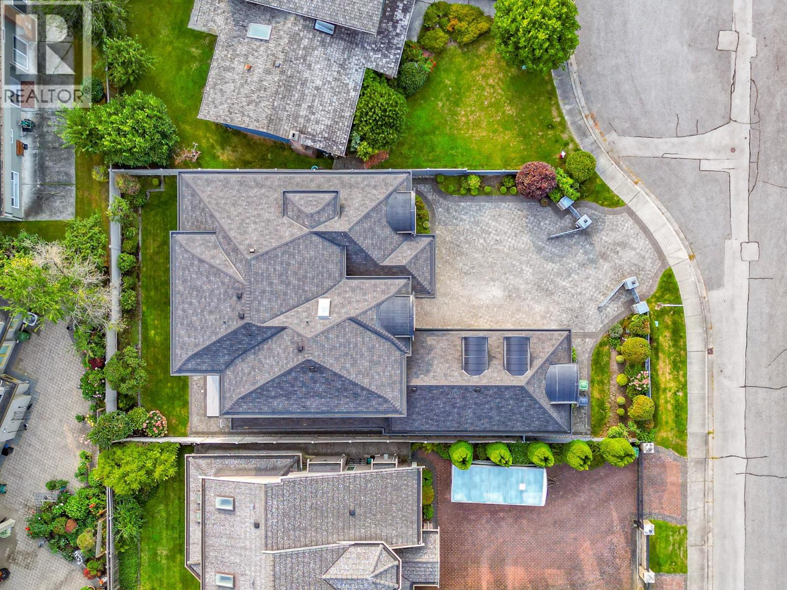 Photo 34 of 7580 Malahat Avenue, Richmond BC