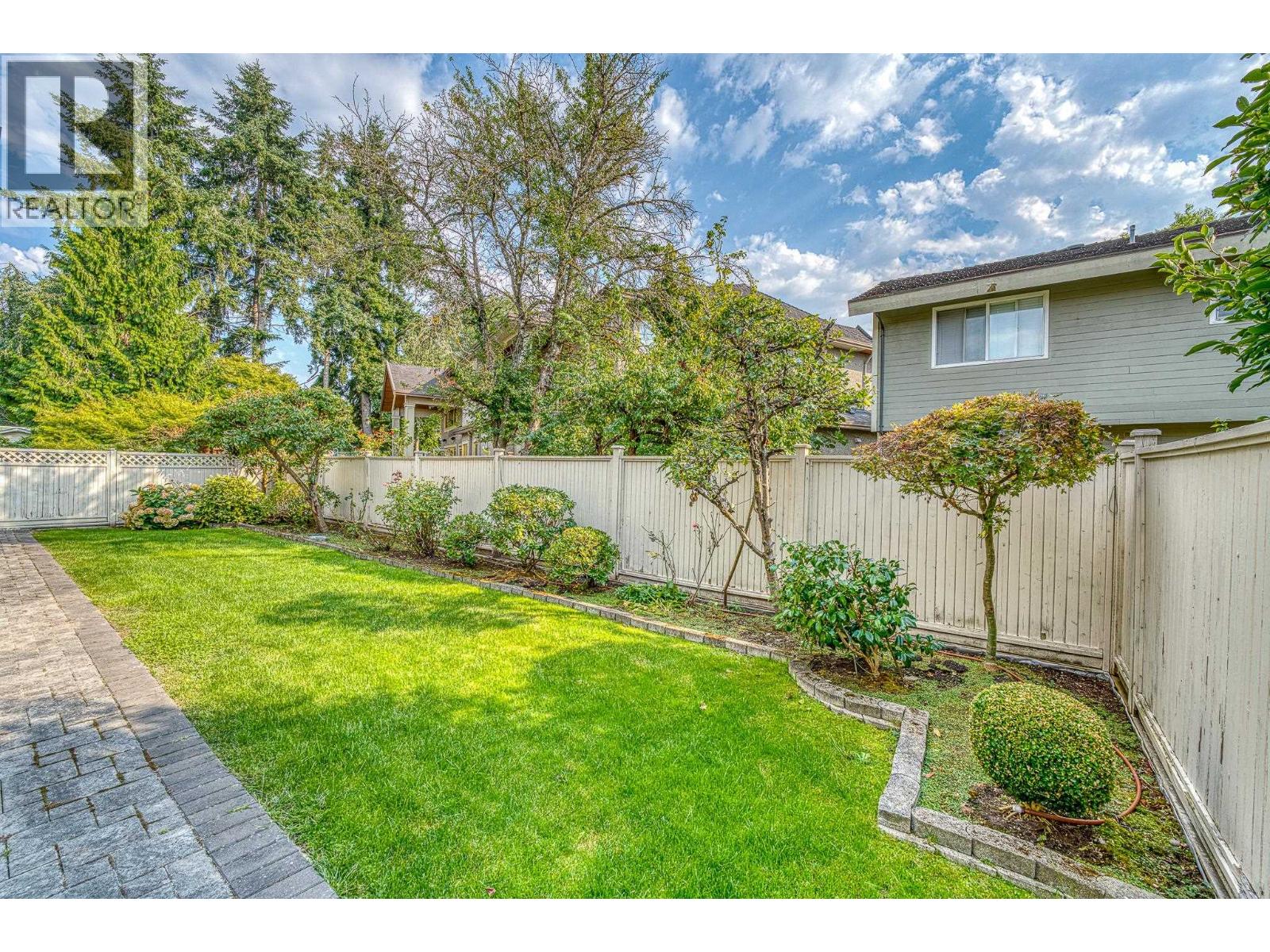 Photo 32 of 7580 Malahat Avenue, Richmond BC