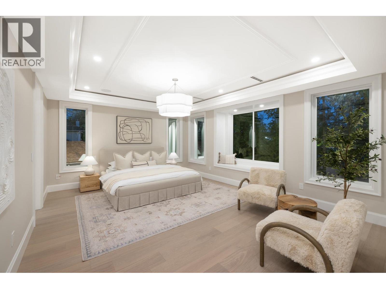 Photo 18 of 8316 Government Road, Burnaby BC