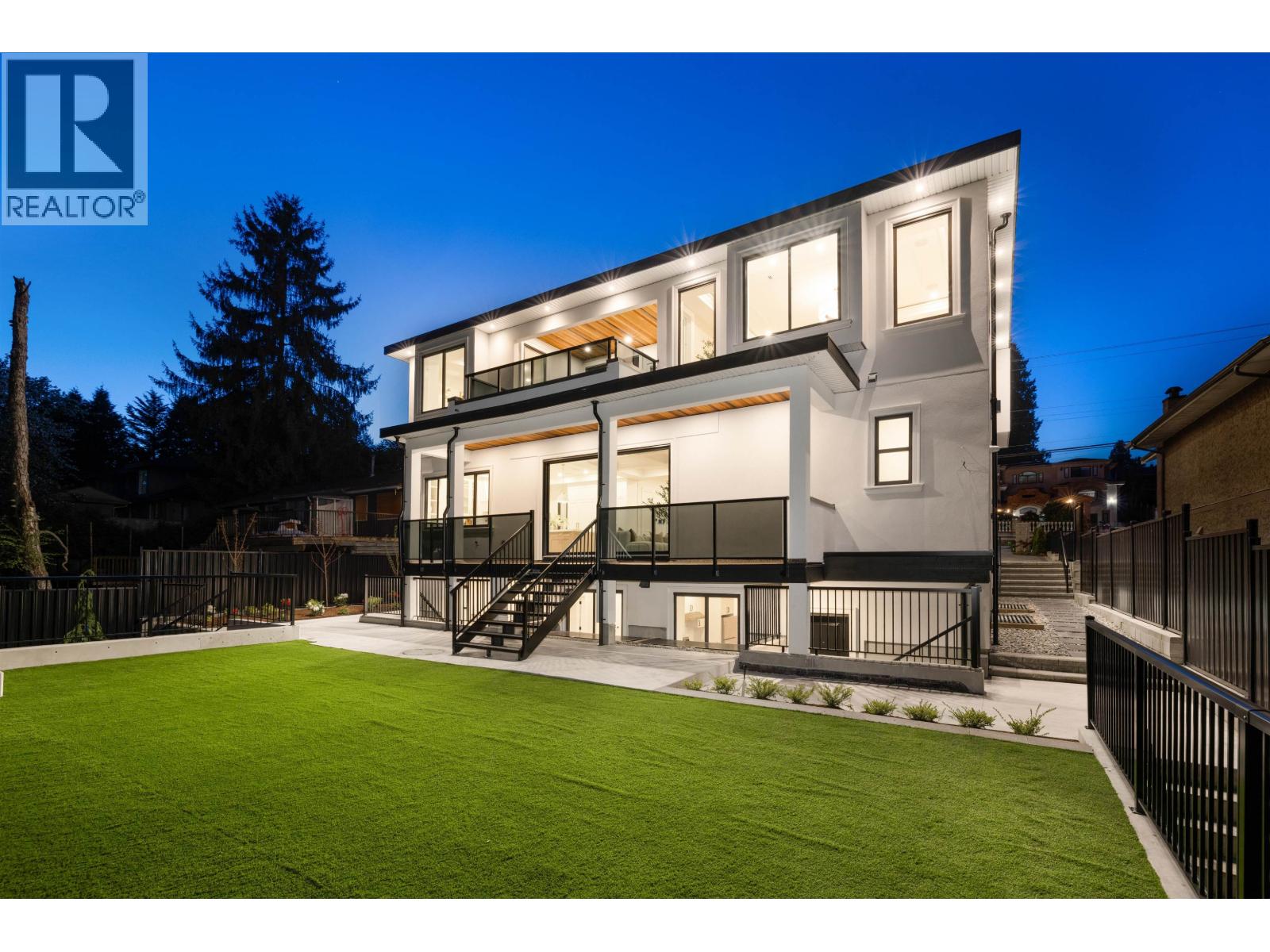 Photo 37 of 8316 Government Road, Burnaby BC