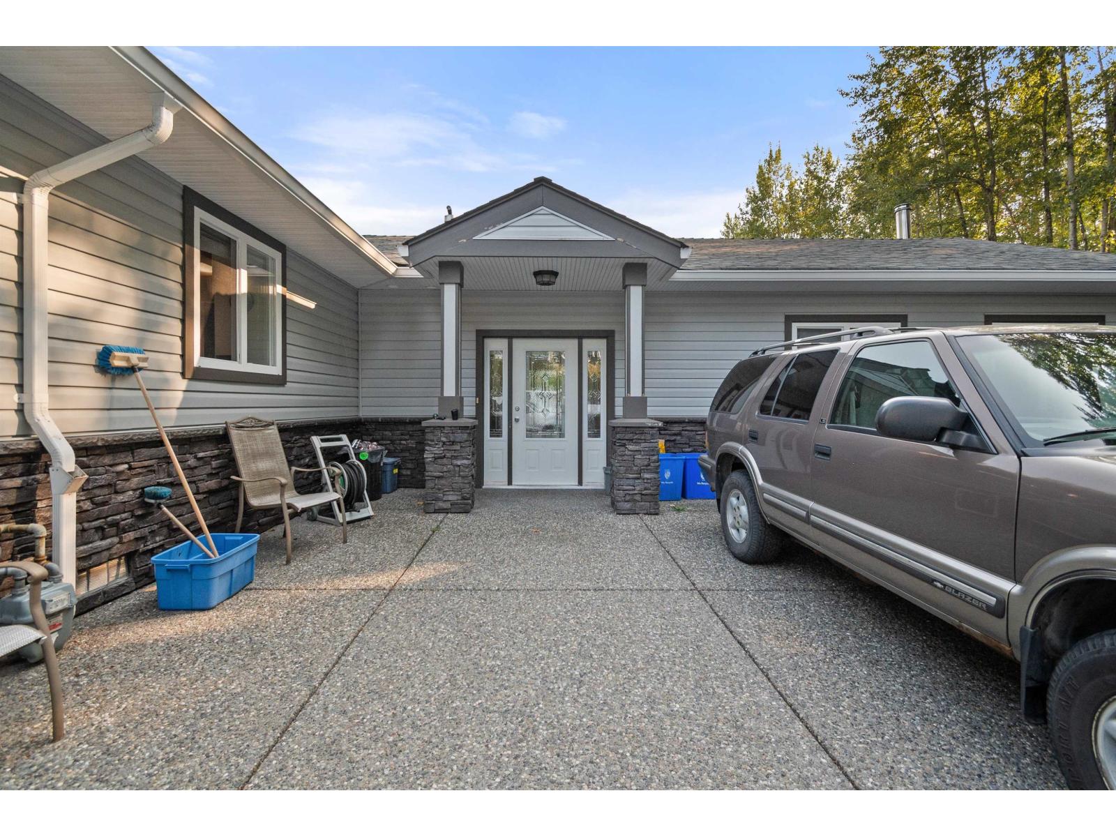 Photo 3 of 22526 Old Yale Road, Langley BC