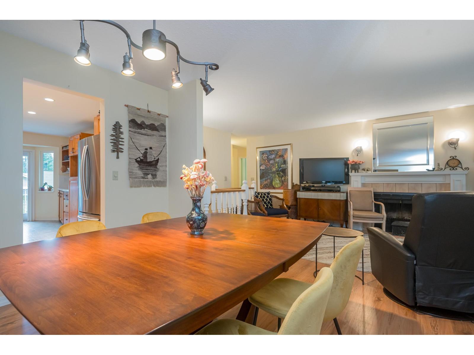 Photo 10 of 3862 204 Street, Langley BC