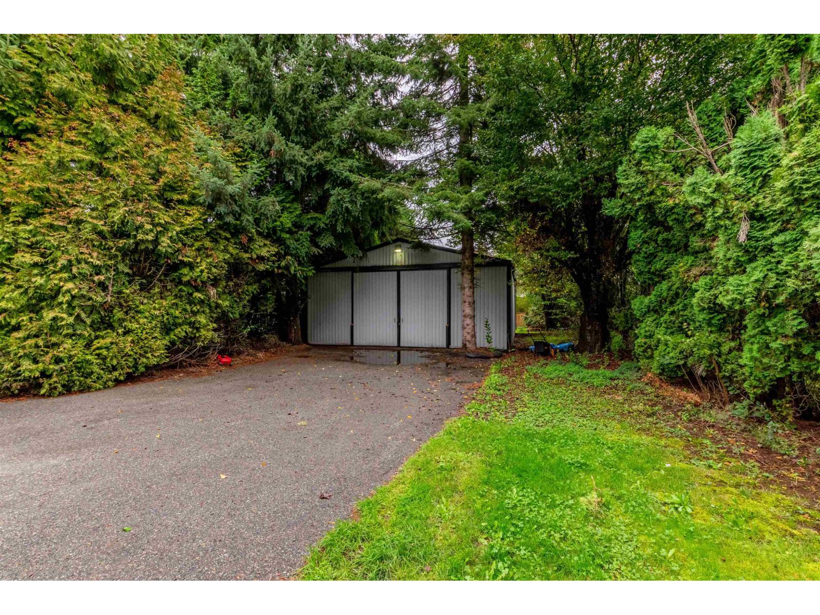 Photo 5 of 2844 Bergman Street, Abbotsford BC