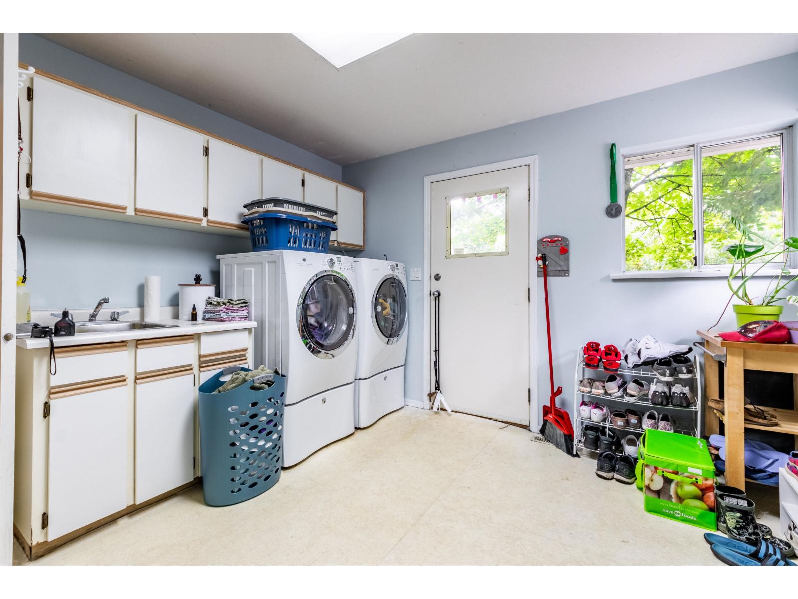 Photo 14 of 2844 Bergman Street, Abbotsford BC