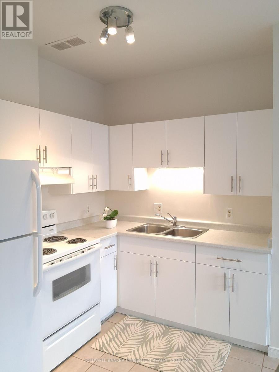 Photo 1 of 2 109 George Street, St Catharines ON