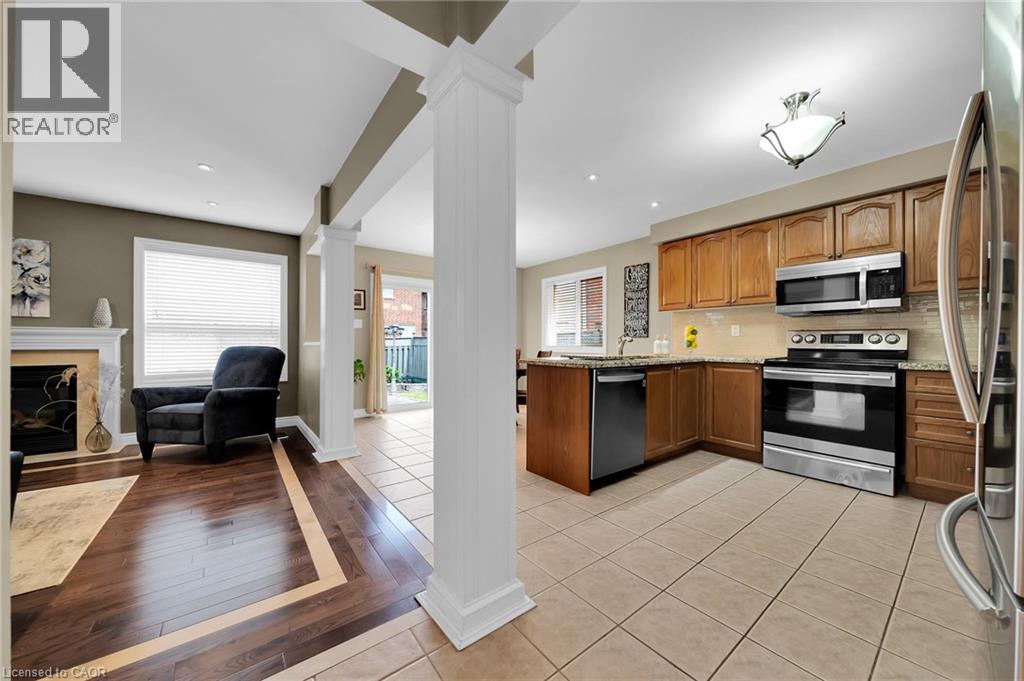 Photo 17 of 28 Ranchero Drive, Brampton ON