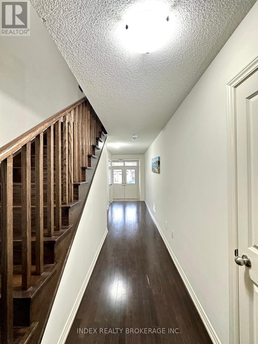 Photo 7 of 56 Donald Fitch Crescent, Brampton ON