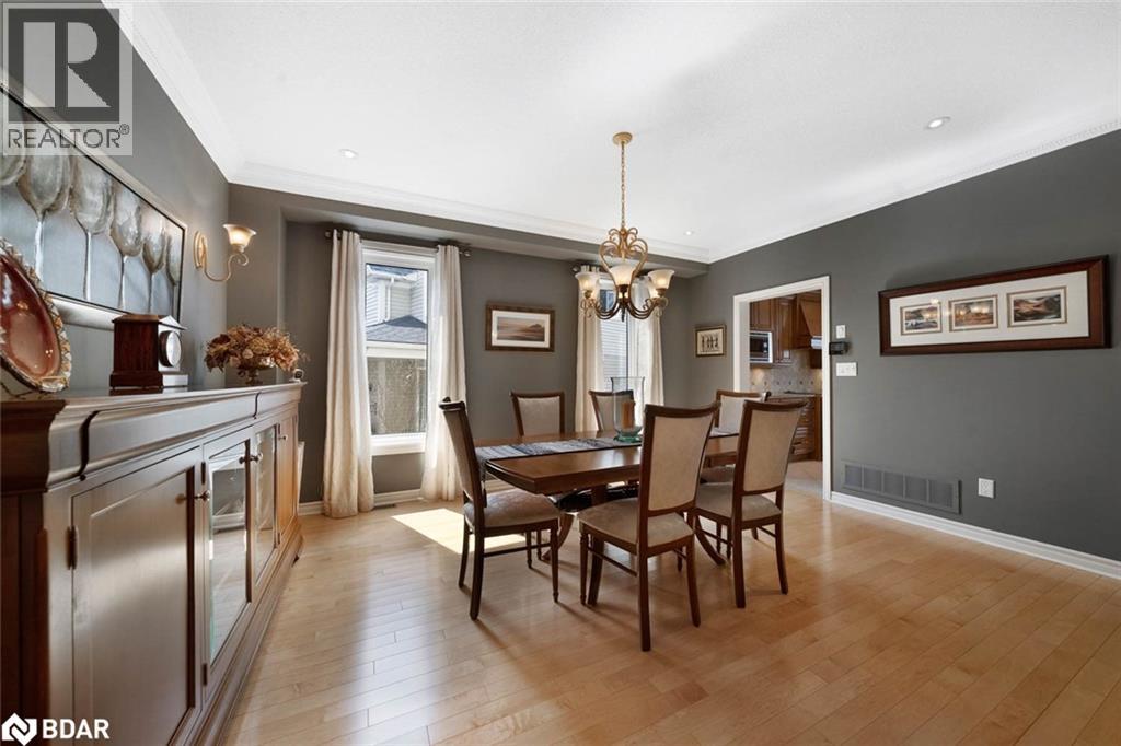 Photo 6 of 14 Regalia Way, Barrie ON