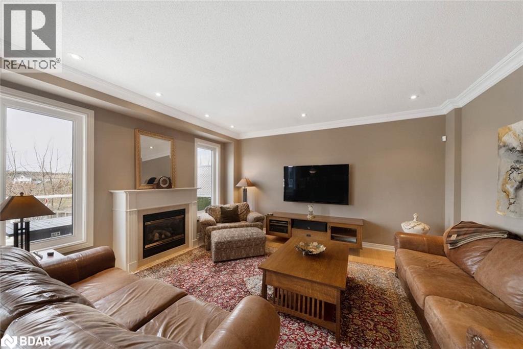 Photo 16 of 14 Regalia Way, Barrie ON