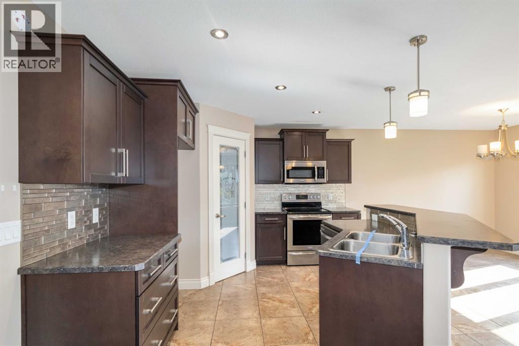 Photo 10 of 276 Gravelstone Road, Fort Mcmurray AB