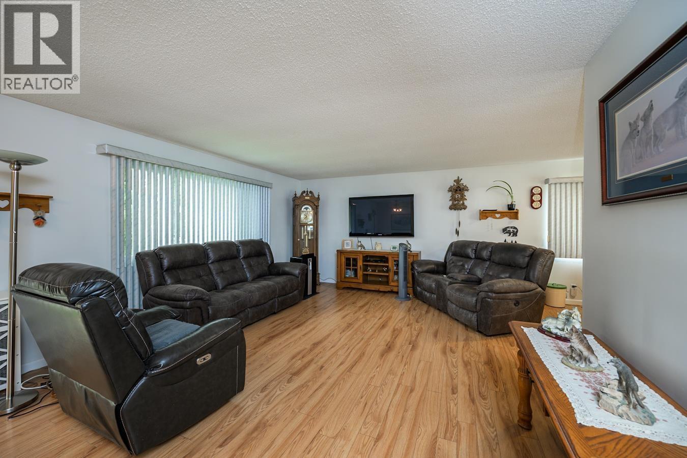 Photo 2 of 7170 Guelph Place, Prince George BC