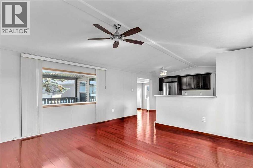 Photo 21 of 294 Burroughs Circle Ne, Calgary AB