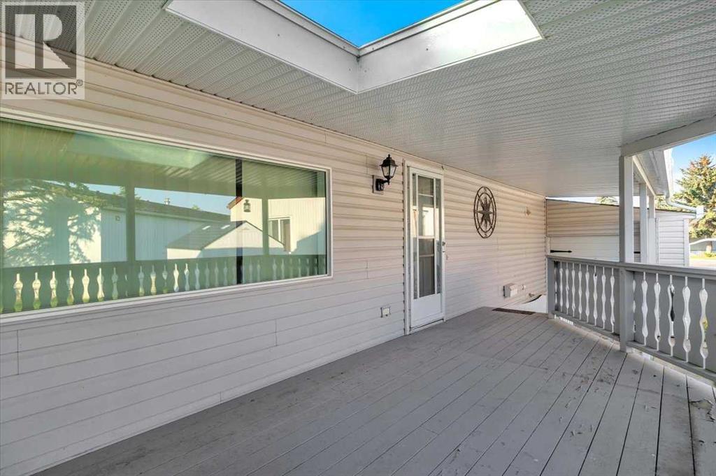 Photo 10 of 294 Burroughs Circle Ne, Calgary AB