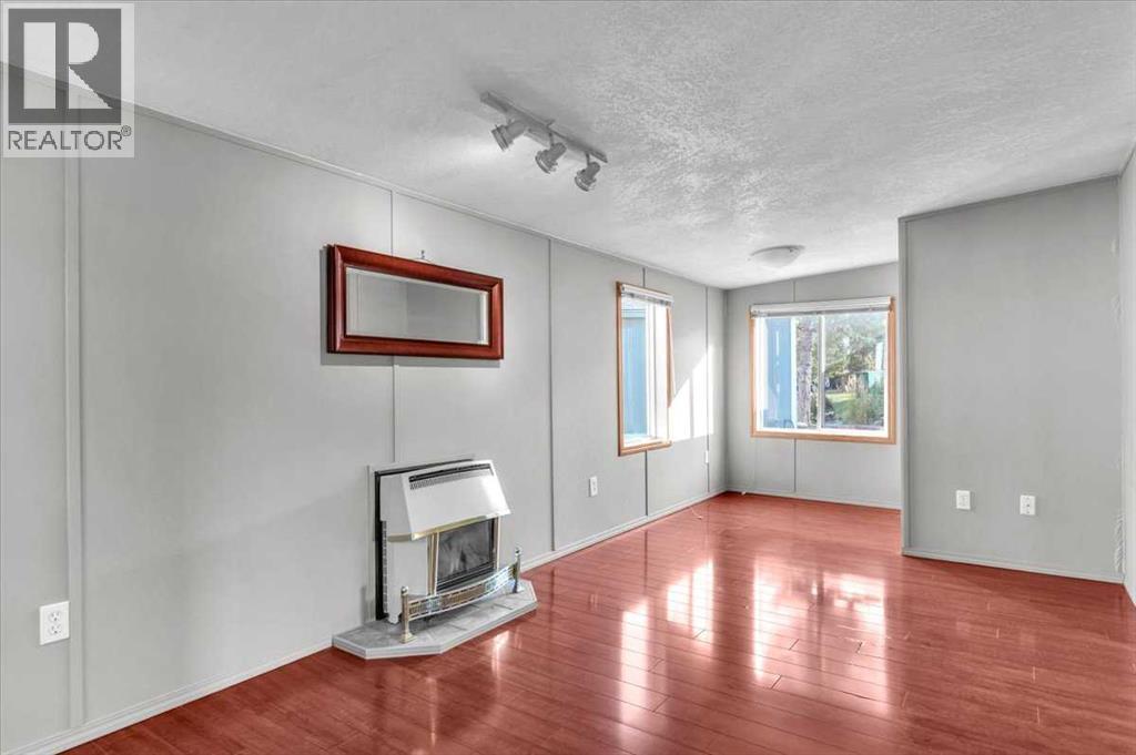 Photo 29 of 294 Burroughs Circle Ne, Calgary AB
