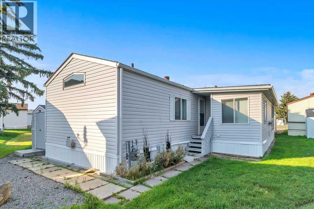 Photo 8 of 294 Burroughs Circle Ne, Calgary AB