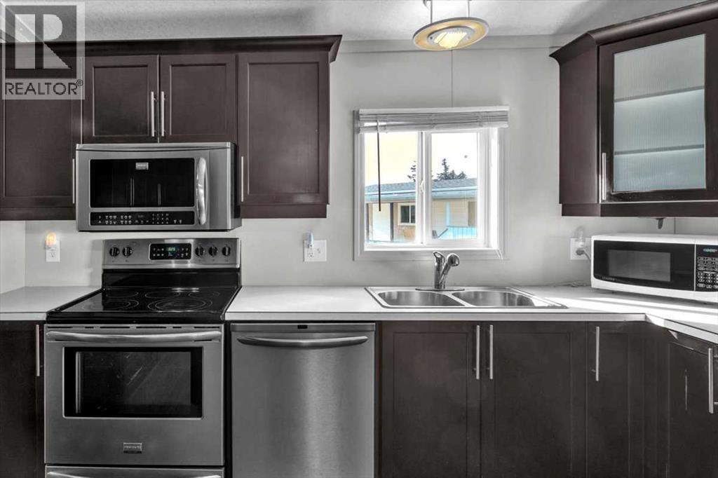 Photo 26 of 294 Burroughs Circle Ne, Calgary AB