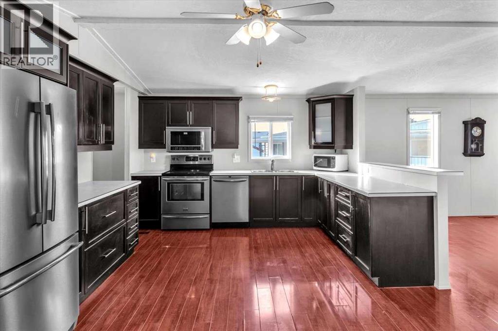 Photo 24 of 294 Burroughs Circle Ne, Calgary AB