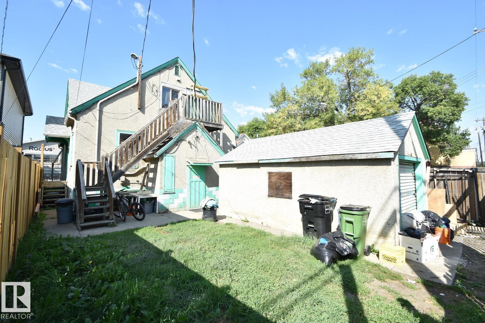 Photo 31 of 10629 96 St Nw, Edmonton AB
