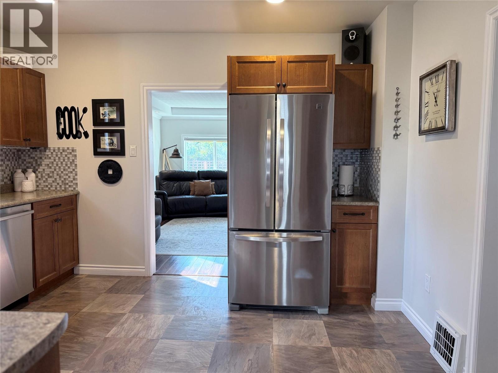 1600 4Th Street N, Cranbrook