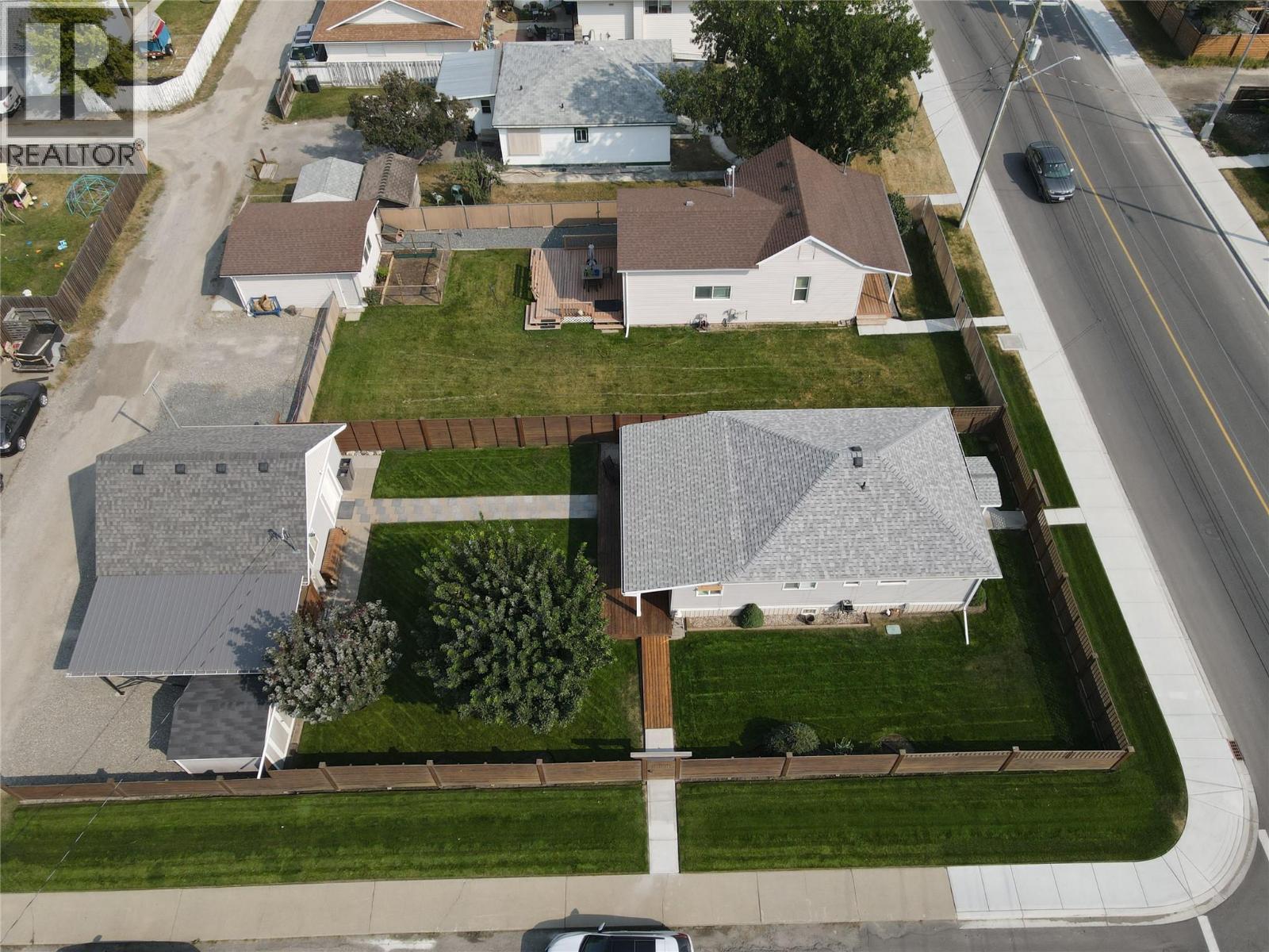 1600 4Th Street N, Cranbrook