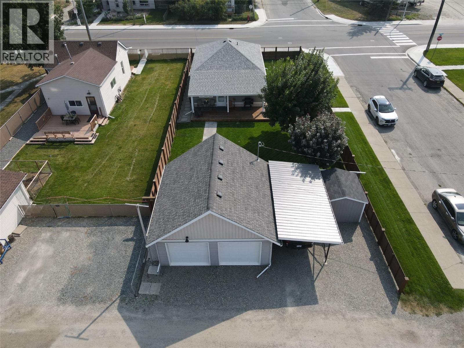 1600 4Th Street N, Cranbrook