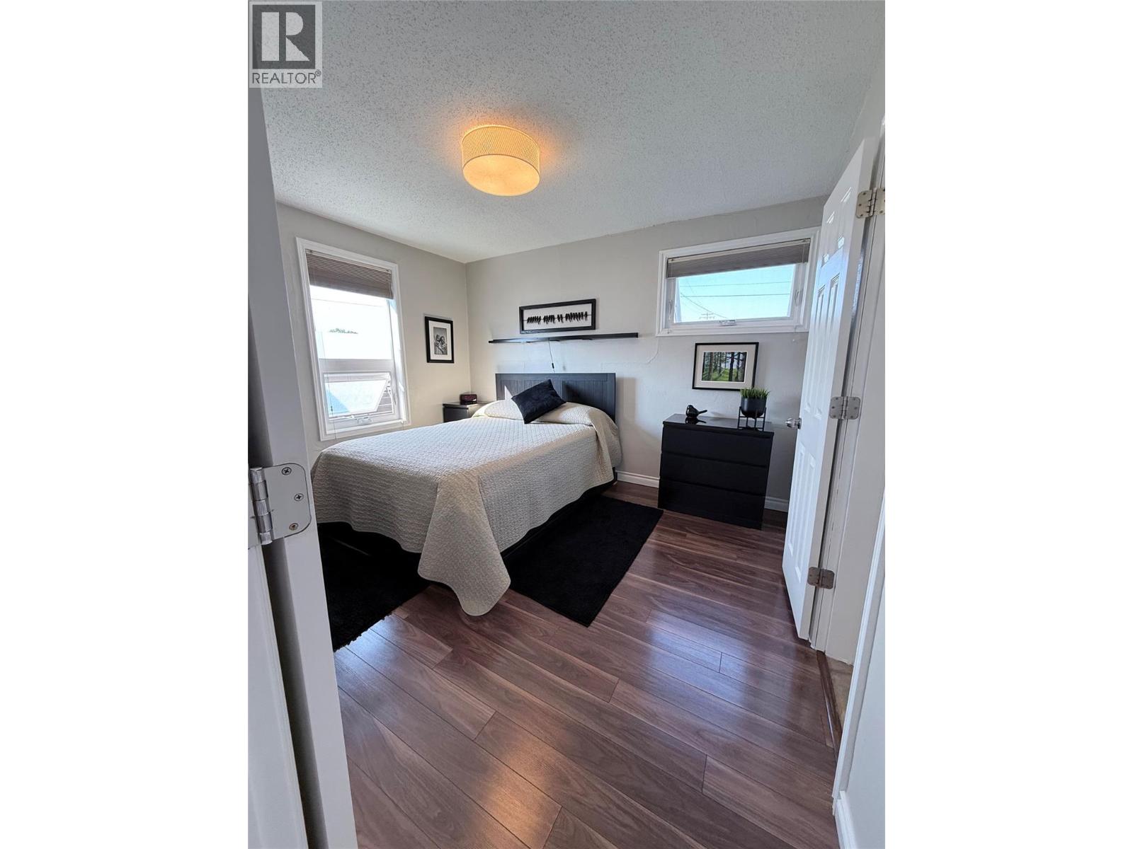 1600 4Th Street N, Cranbrook
