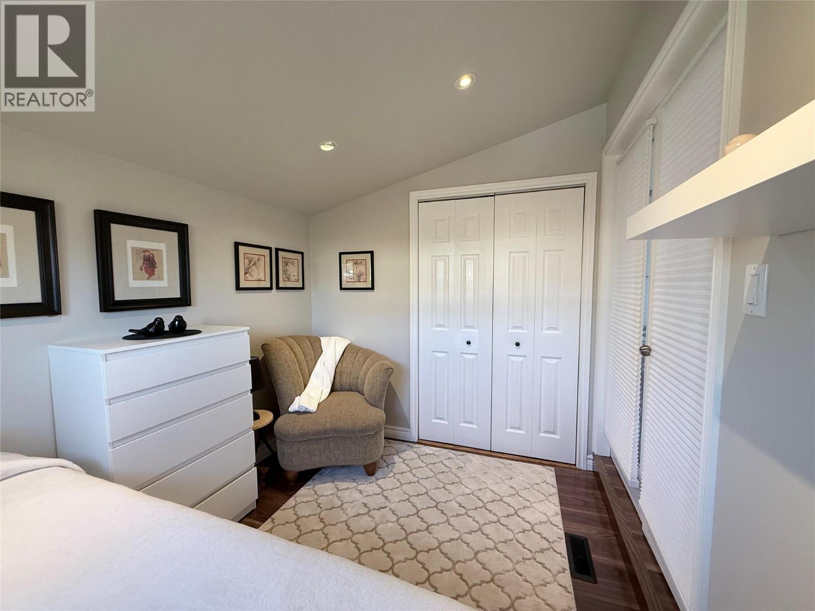 1600 4Th Street N, Cranbrook