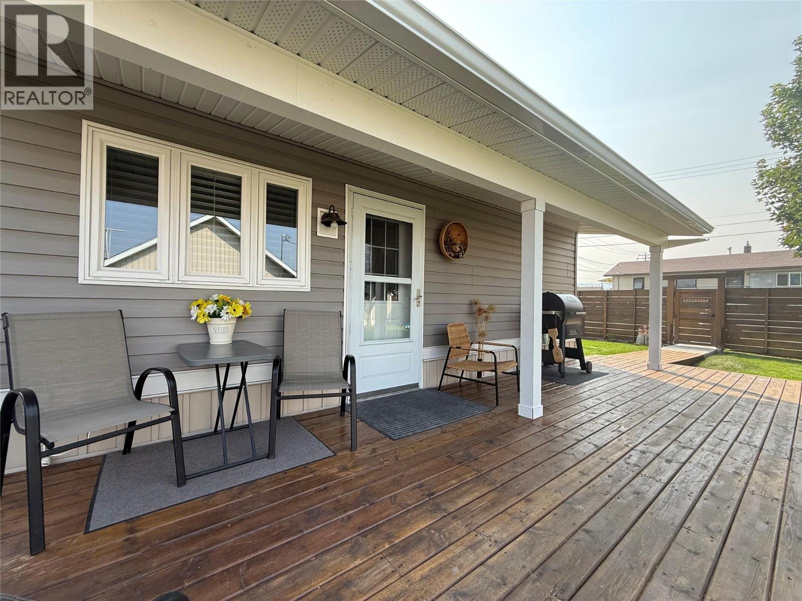1600 4Th Street N, Cranbrook