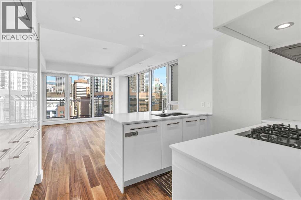 Photo 4 of 1407 1025 5 Avenue Sw, Calgary AB