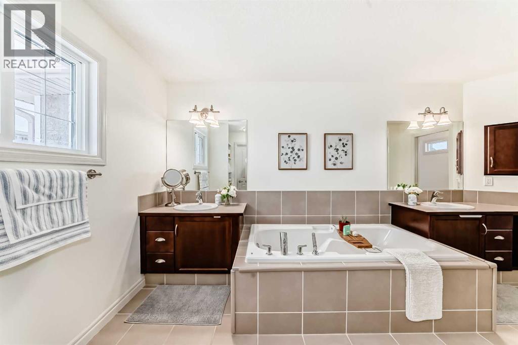Photo 23 of 182 Cranarch Place Se, Calgary AB
