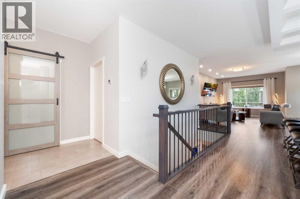 Photo 5 of 326 Bayside Crescent Sw, Airdrie AB