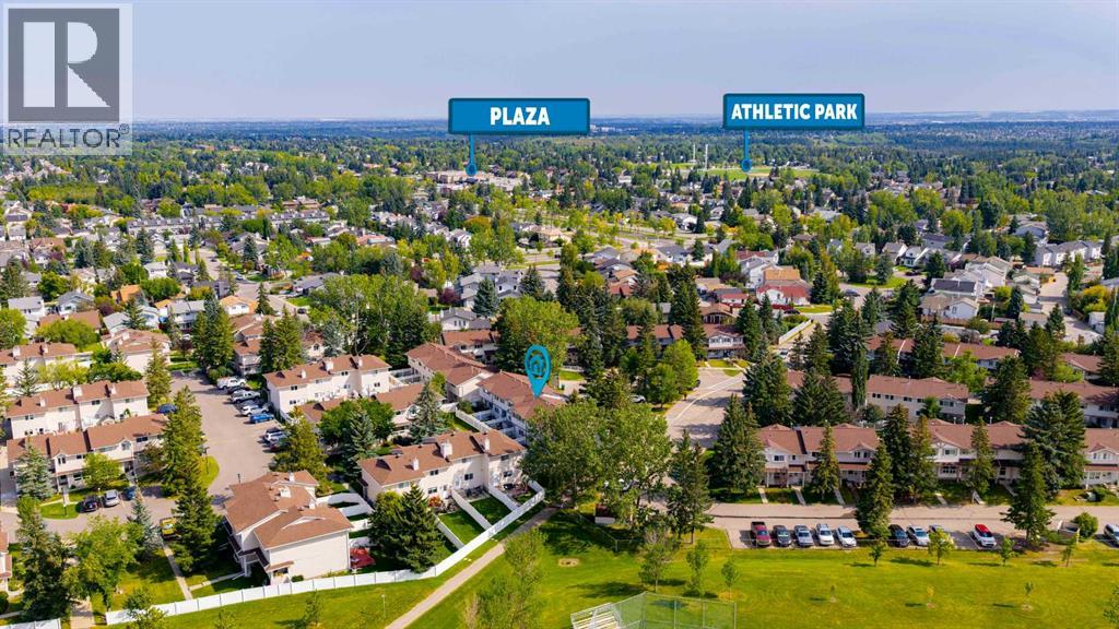Photo 27 of 142 Woodmont Terrace Sw, Calgary AB