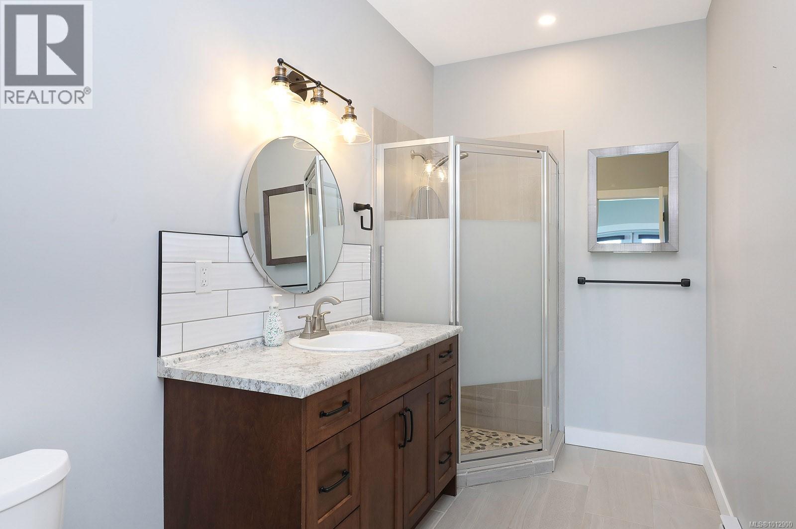 2495 Graham Rd - 50