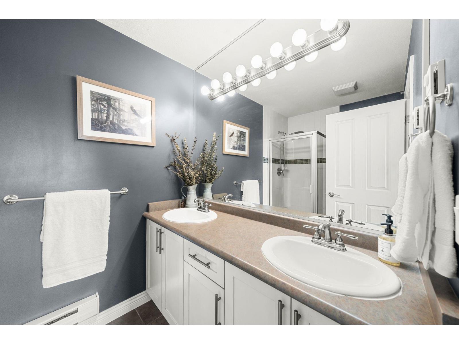 Photo 11 of 150 20449 66 Avenue, Langley BC