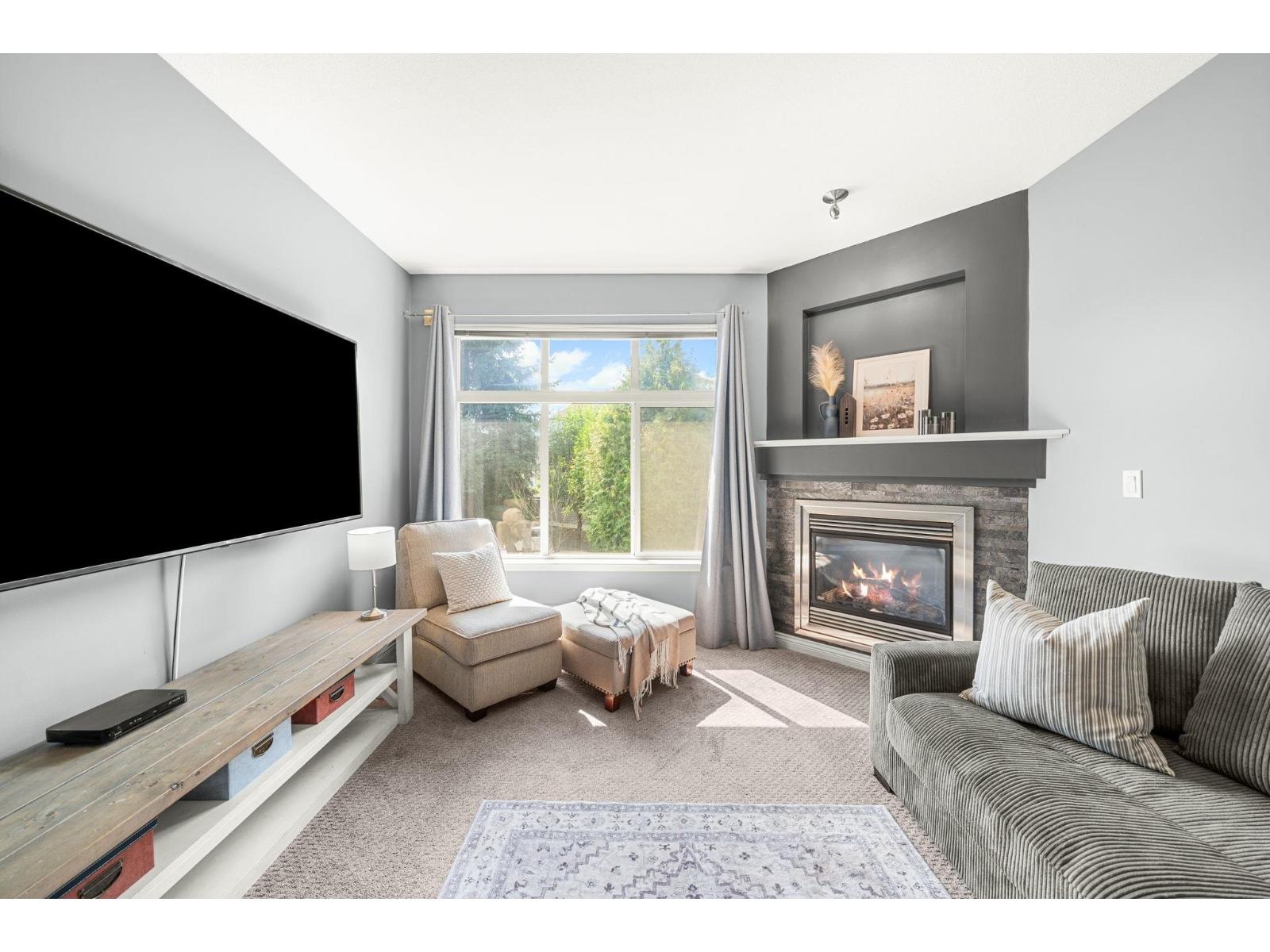 Photo 3 of 150 20449 66 Avenue, Langley BC