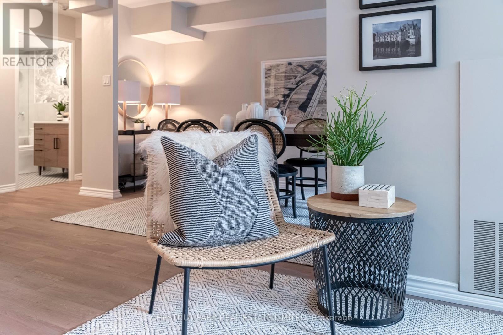 Photo 5 of 305 92 King Street E, Toronto ON