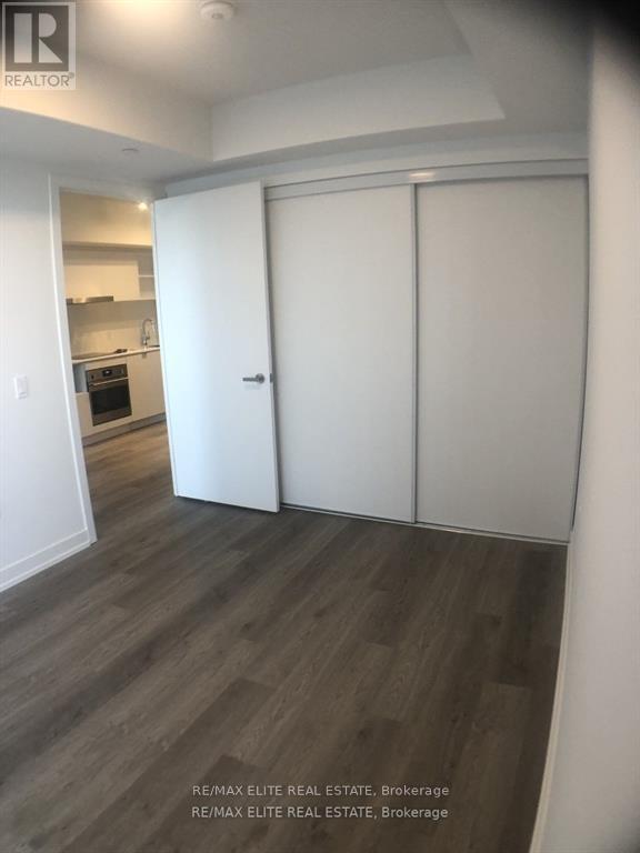 Photo 4 of 2806 55 Cooper Street, Toronto ON