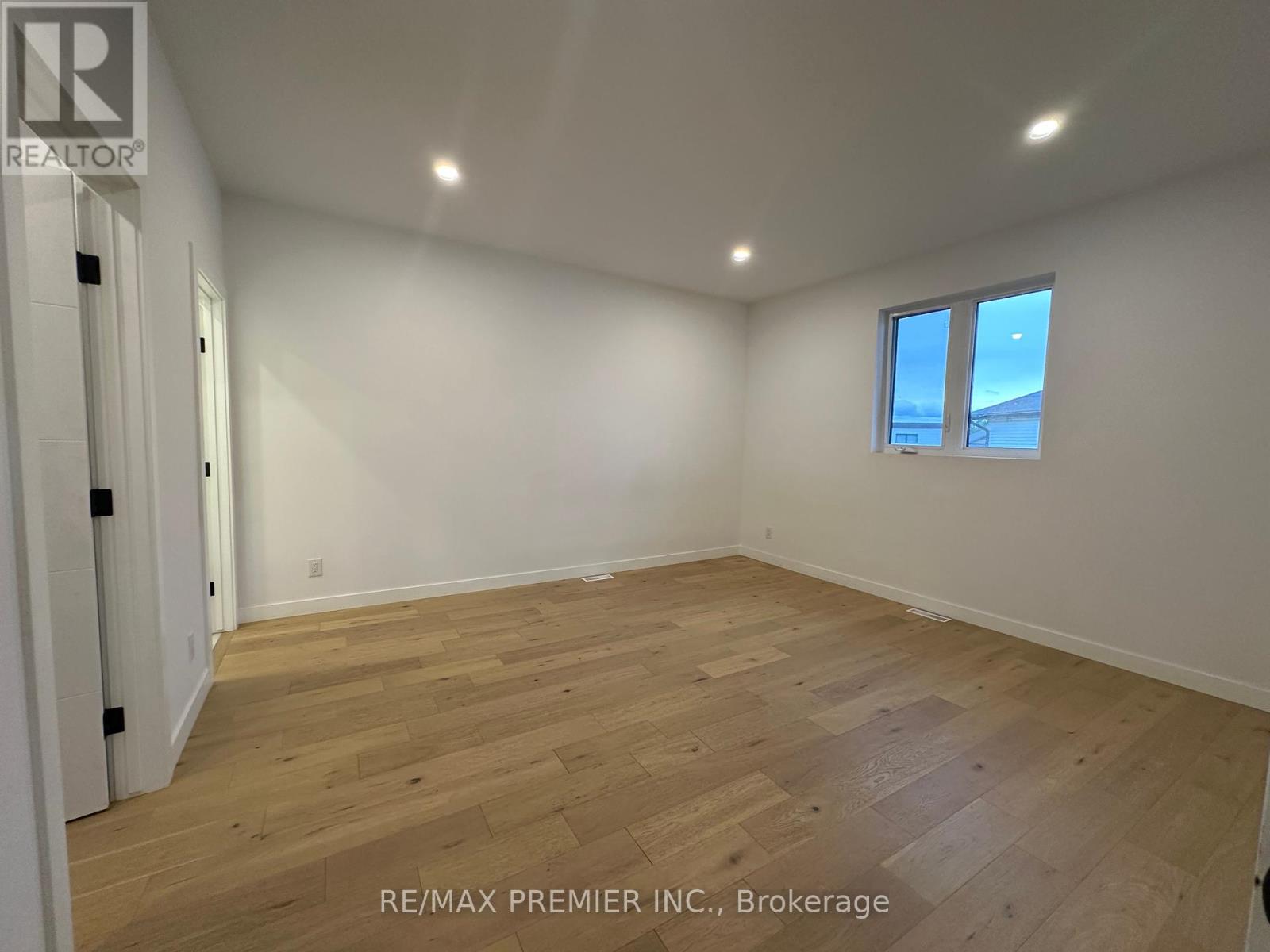Photo 21 of 2980 King Georges Park Drive, Oliver Paipoonge ON