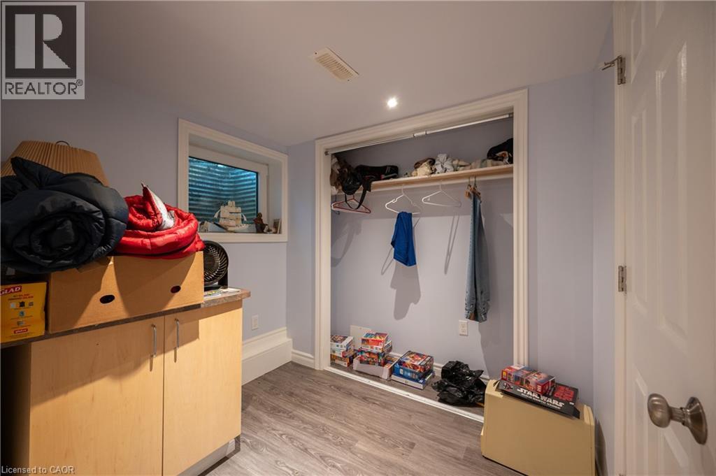 Photo 31 of 66 Belwood Crescent, Waterloo ON