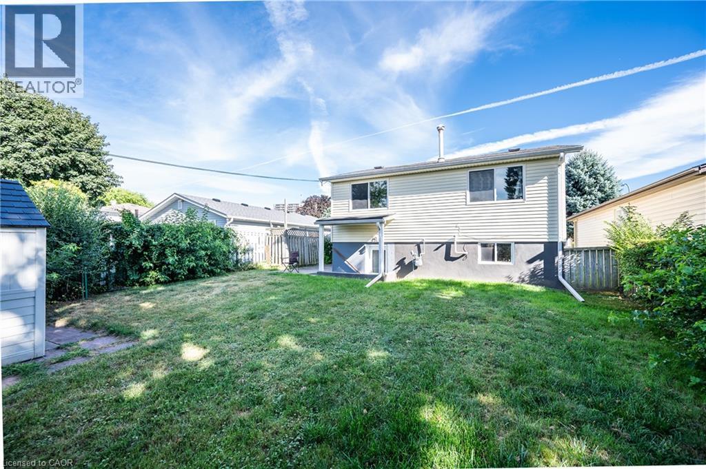 Photo 36 of 66 Belwood Crescent, Waterloo ON