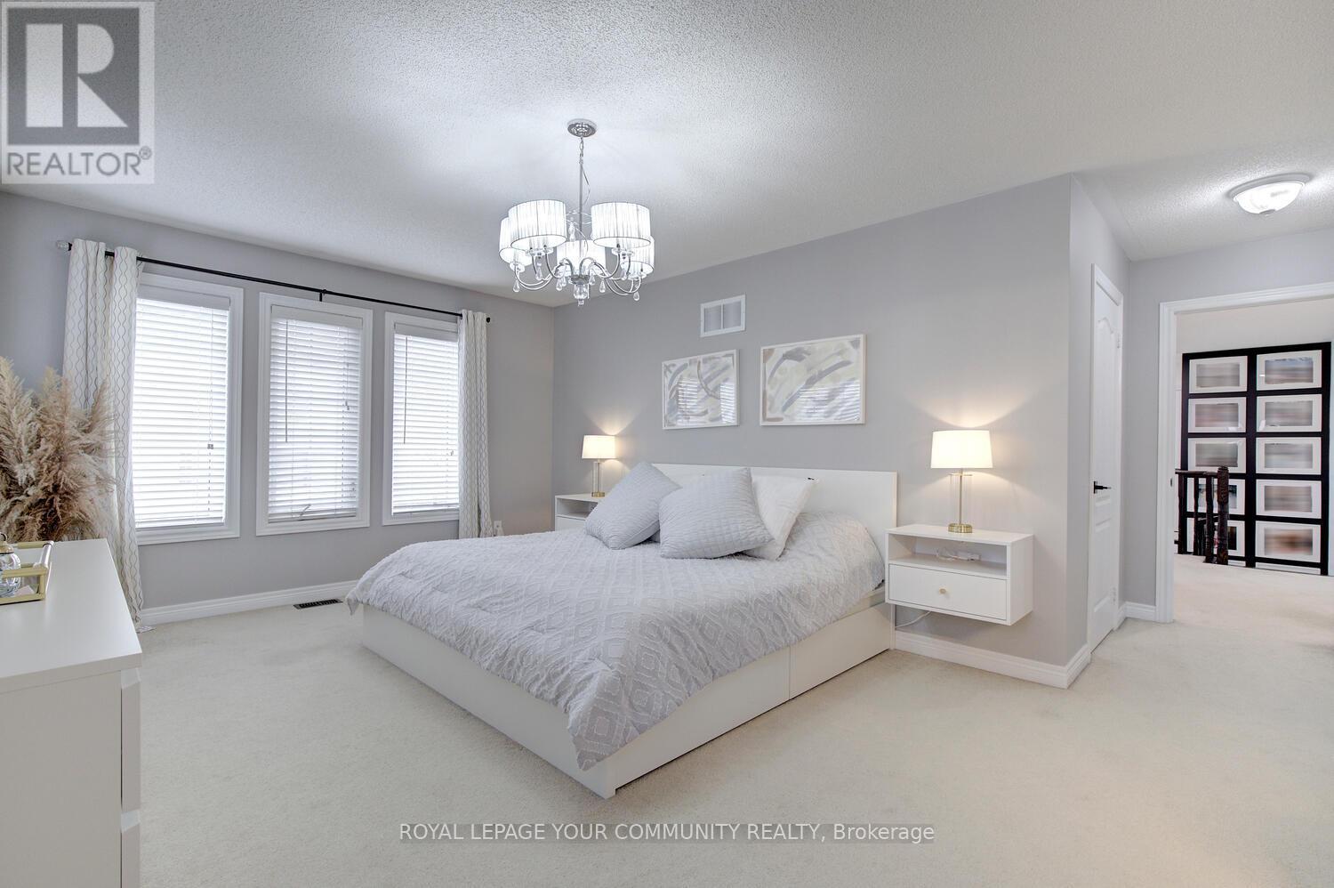 Photo 31 of 45 Pullman Road, Vaughan ON