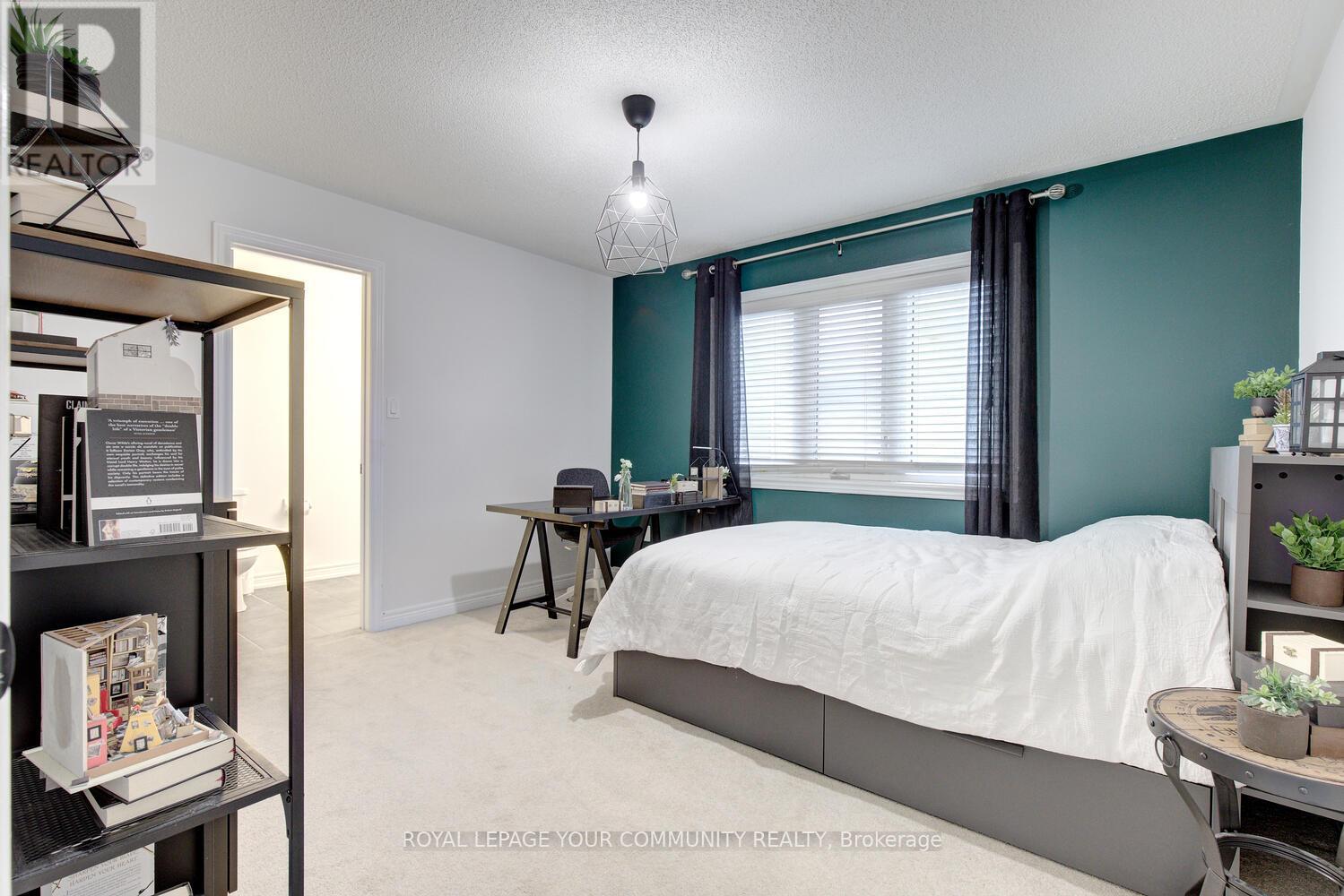 Photo 34 of 45 Pullman Road, Vaughan ON