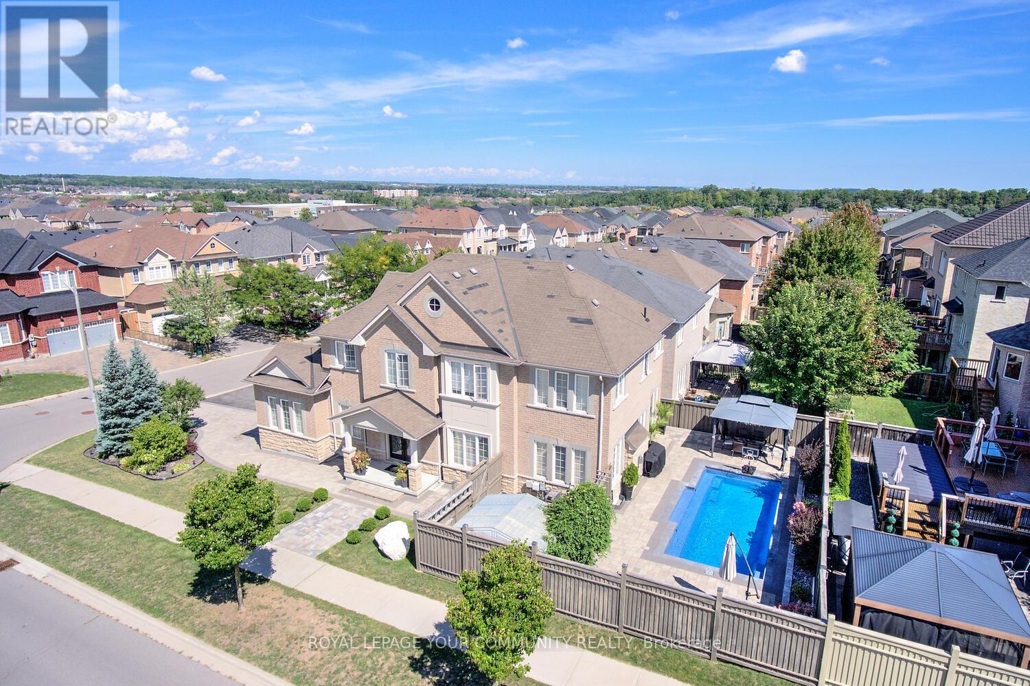 Photo 43 of 45 Pullman Road, Vaughan ON