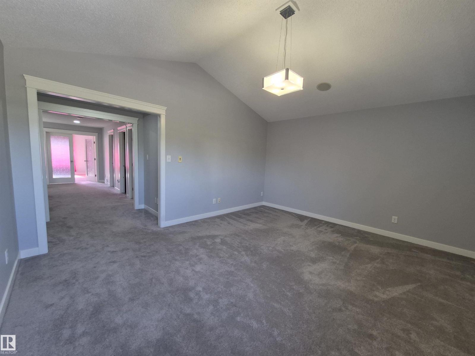 Photo 27 of 3233 16 A Av Nw, Edmonton AB